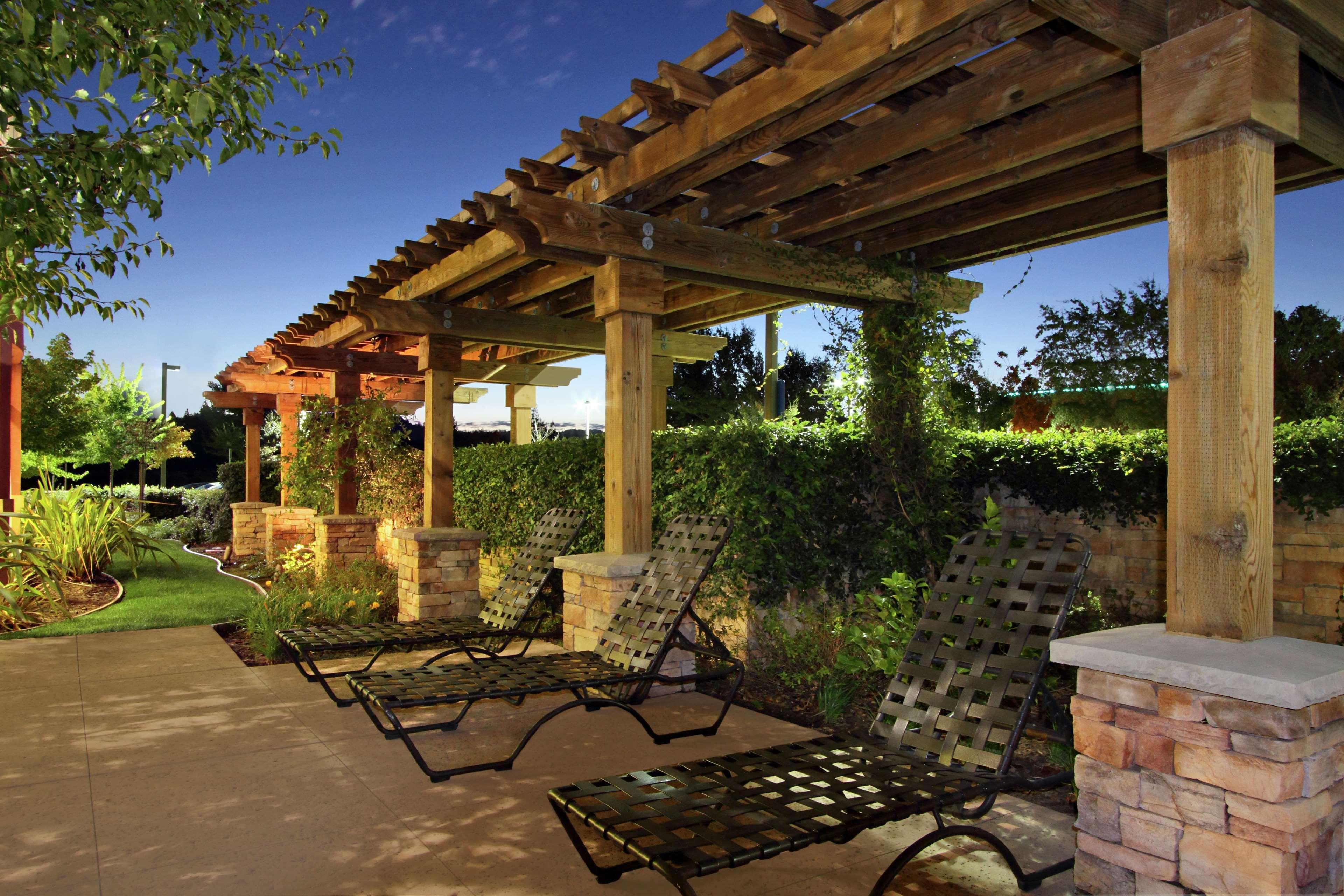 Hilton Garden Inn Sonoma County Airport Santa Rosa Bagian luar foto