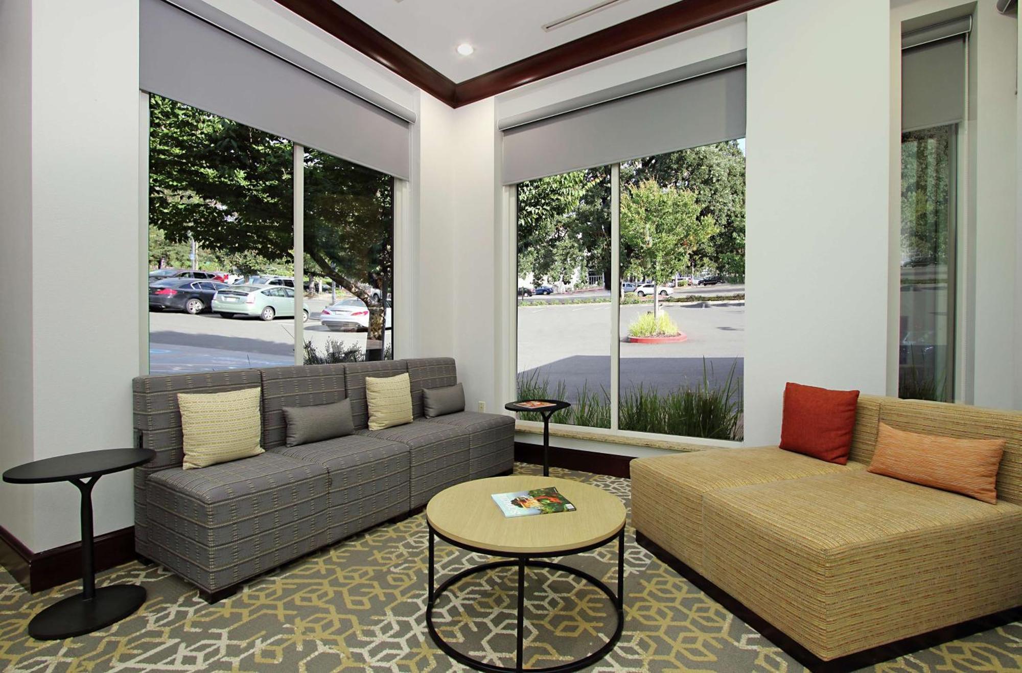 Hilton Garden Inn Sonoma County Airport Santa Rosa Bagian luar foto