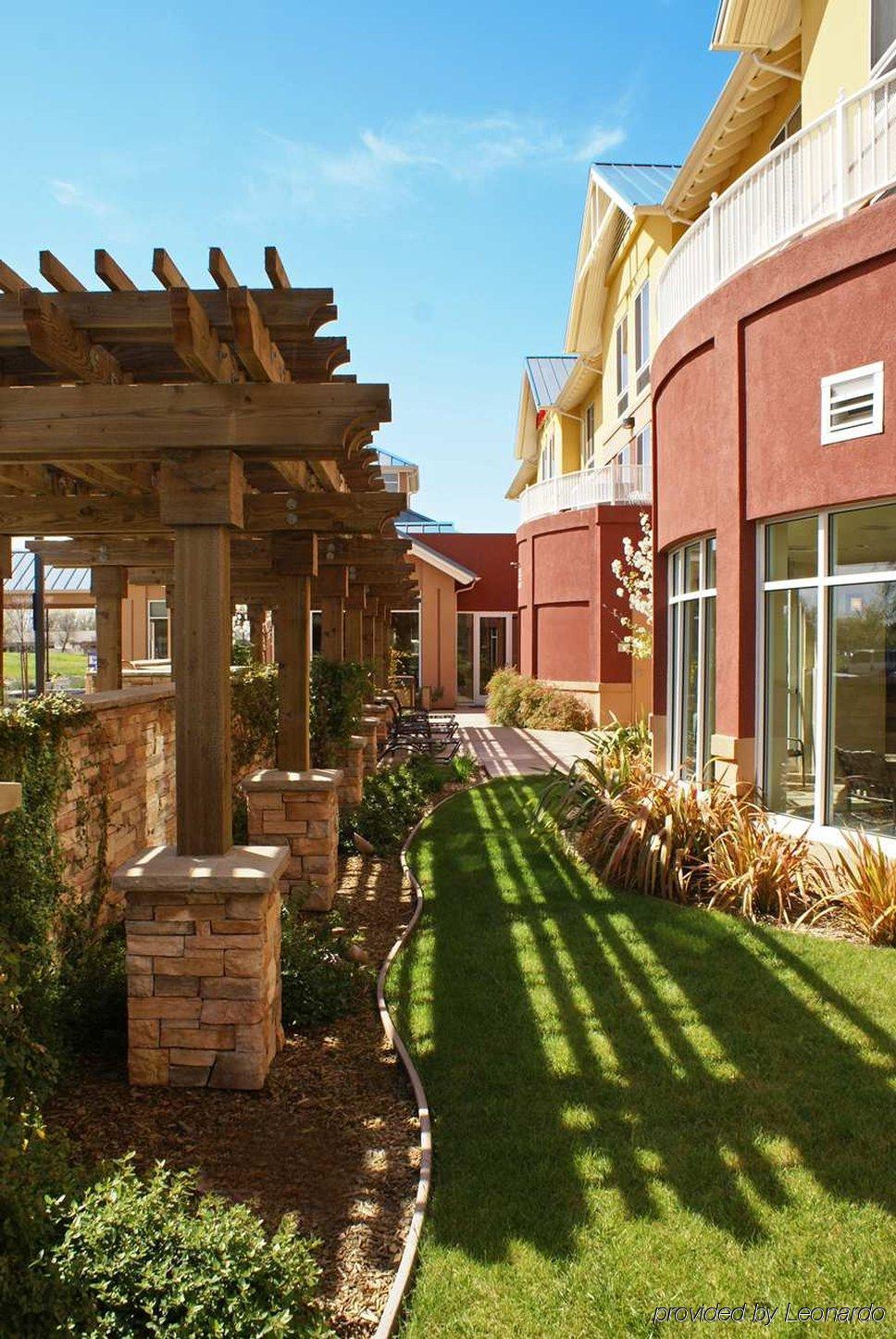 Hilton Garden Inn Sonoma County Airport Santa Rosa Bagian luar foto